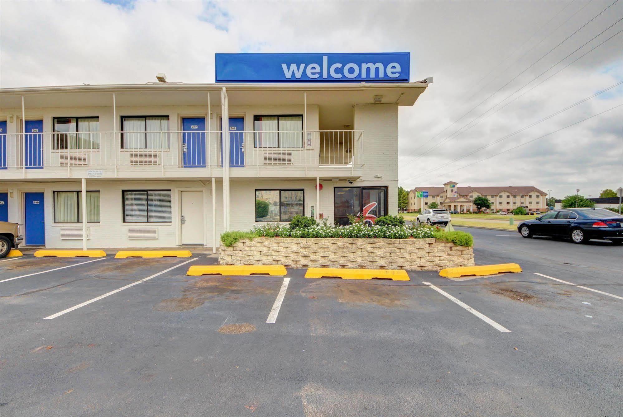 Motel 6 - Oklahoma City Airport 外观 照片