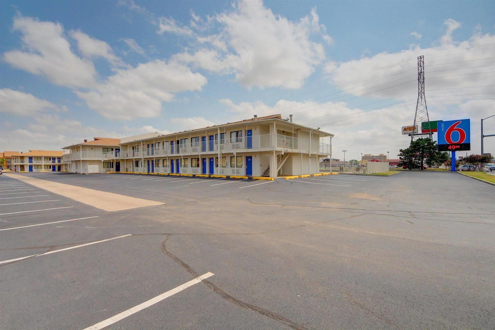 Motel 6 - Oklahoma City Airport 外观 照片
