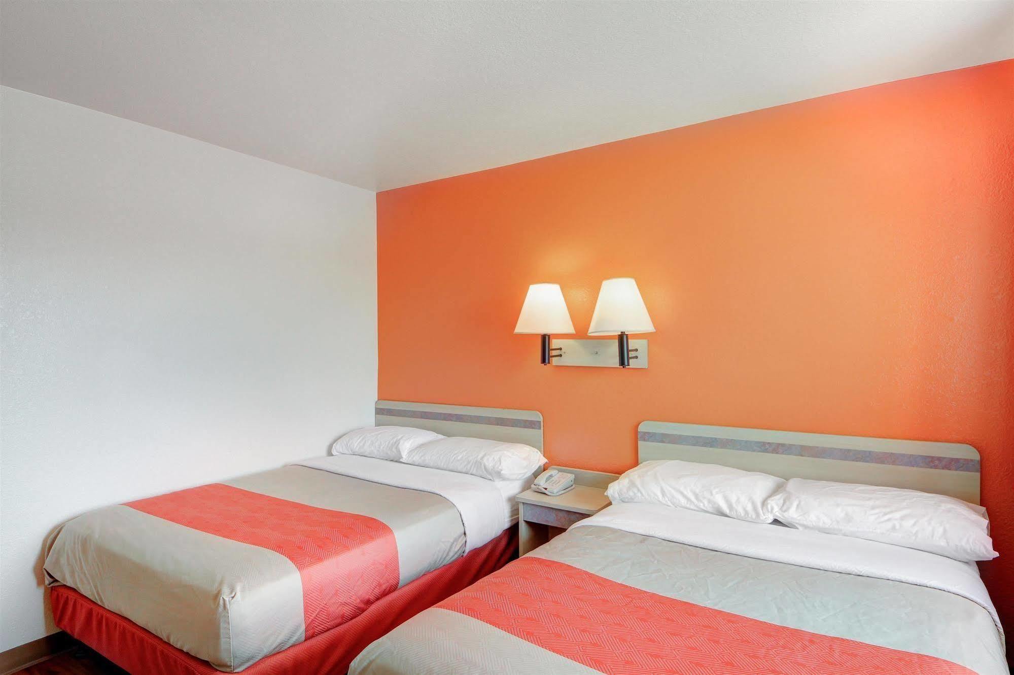 Motel 6 - Oklahoma City Airport 外观 照片